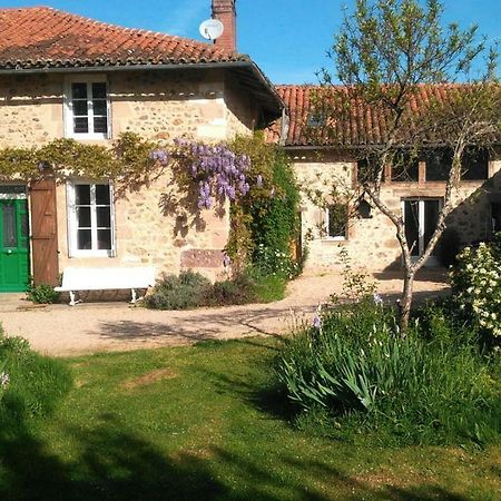 Les Trois Chenes Bed & Breakfast Videix Luaran gambar